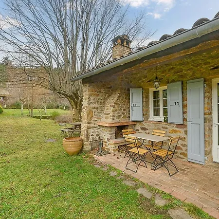 3 Bedroom Awesome In Feriehus La Vernarede
